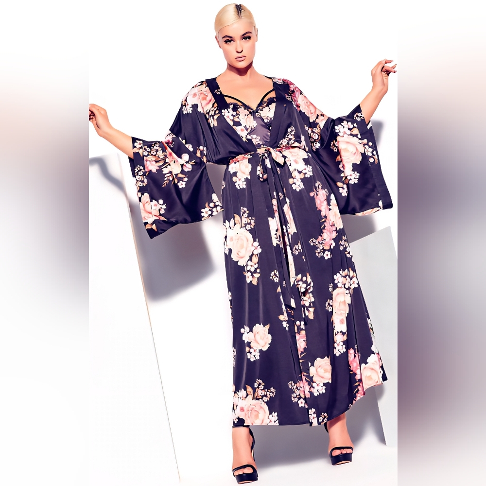 NWT Fox & Royal Black Floral Print Satin Kimono Sleeve Carla Robe Plus Size 16 S